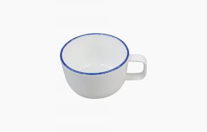 Chávena 320ml Coral Blue. Chávena de chá branca com filagem esponjada azul.Chávena de chá branca com filagem esponjada azul